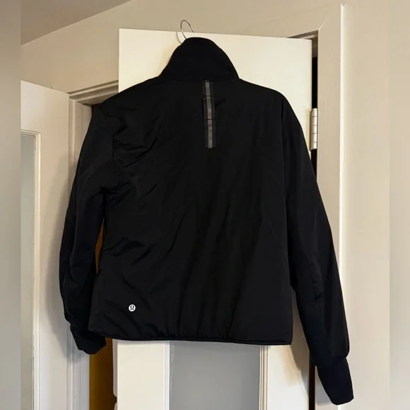 Lululemon reversible quilted jacket - Picture 4 of 8